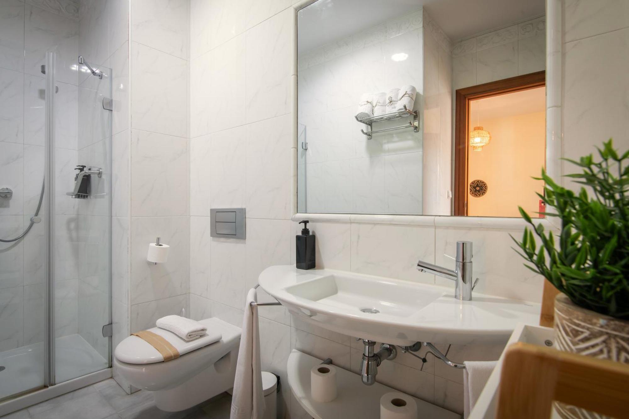Apartamentos Vita Center กรานาดา ภายนอก รูปภาพ